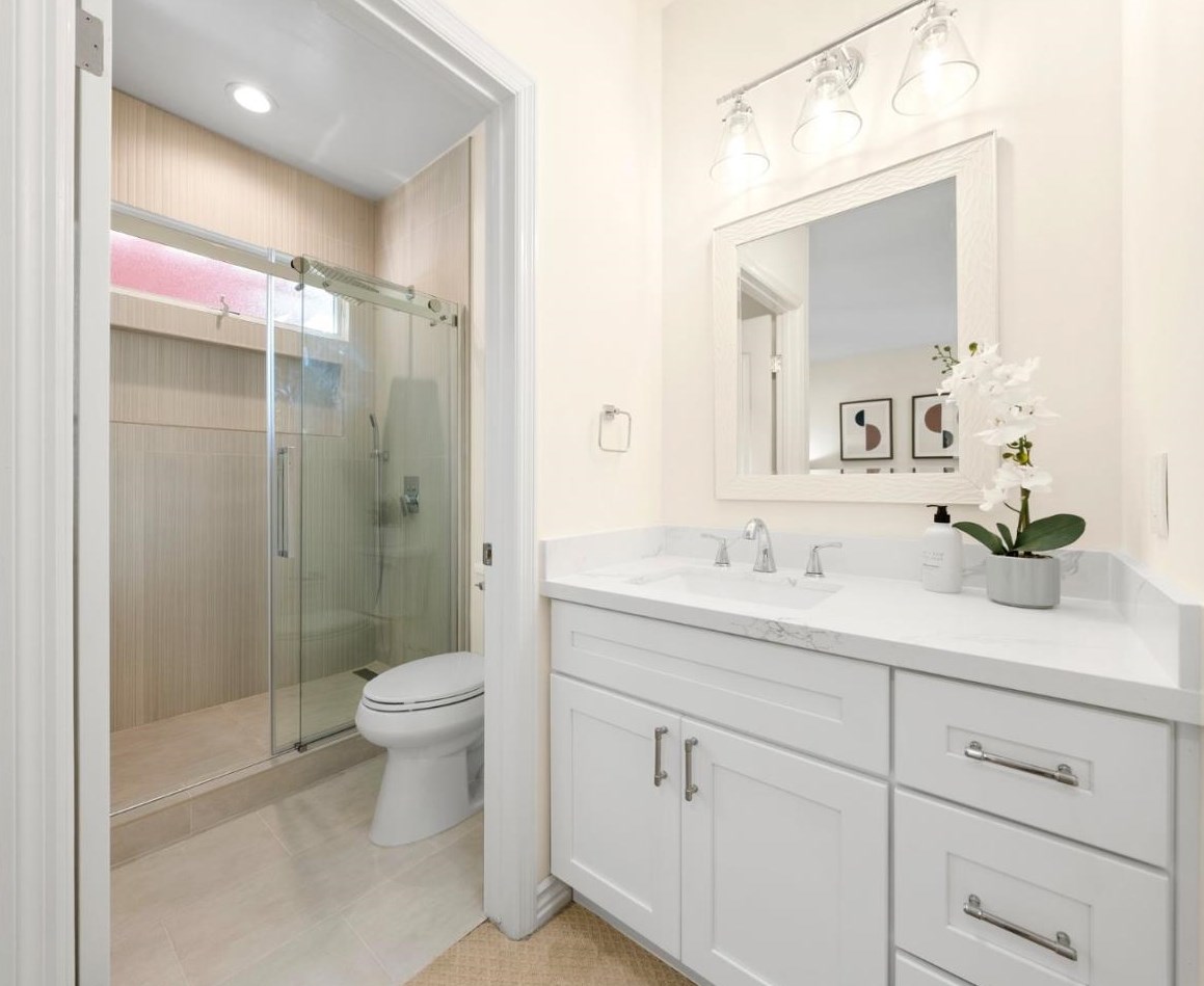 20259 Herriman Ave, Saratoga CA  95070-4905 exterior