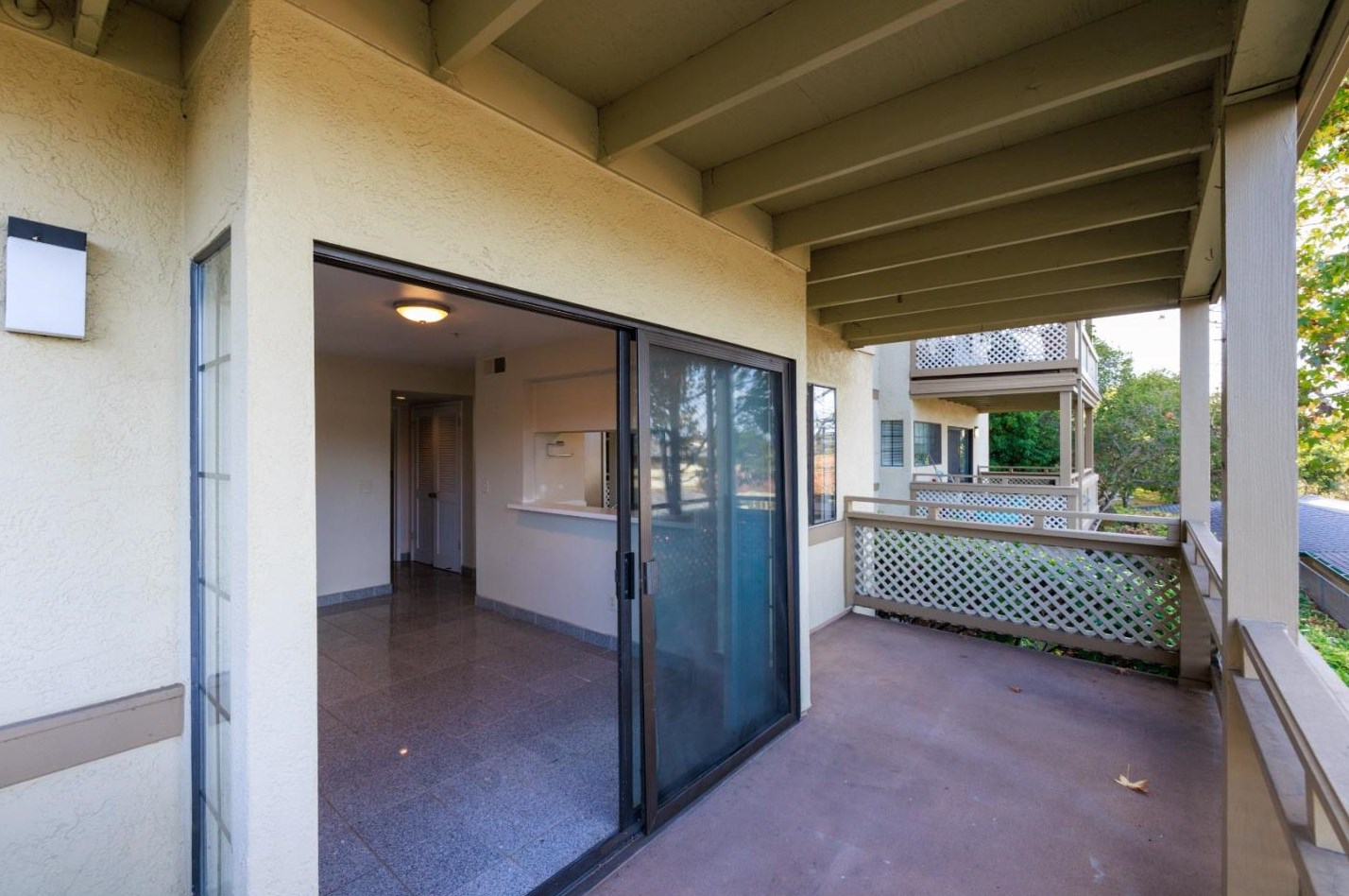 230 Pheasant Rdg Rd, Monterey CA  93940-5763 exterior