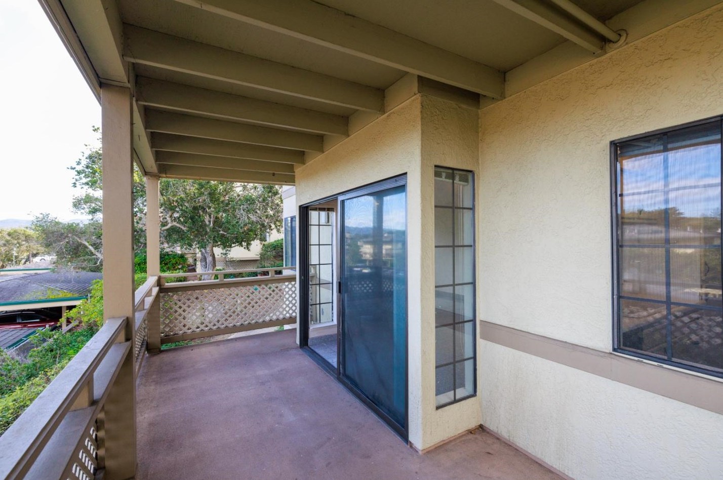 230 Pheasant Rdg Rd, Monterey CA  93940-5763 exterior