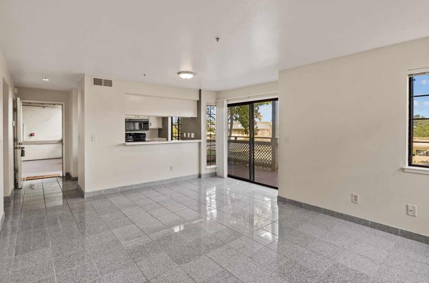 230 Pheasant Ridge Rd, Monterey CA  93940-5717 exterior