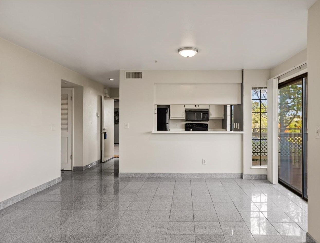 230 Pheasant Rdg Rd, Monterey CA  93940-5763 exterior