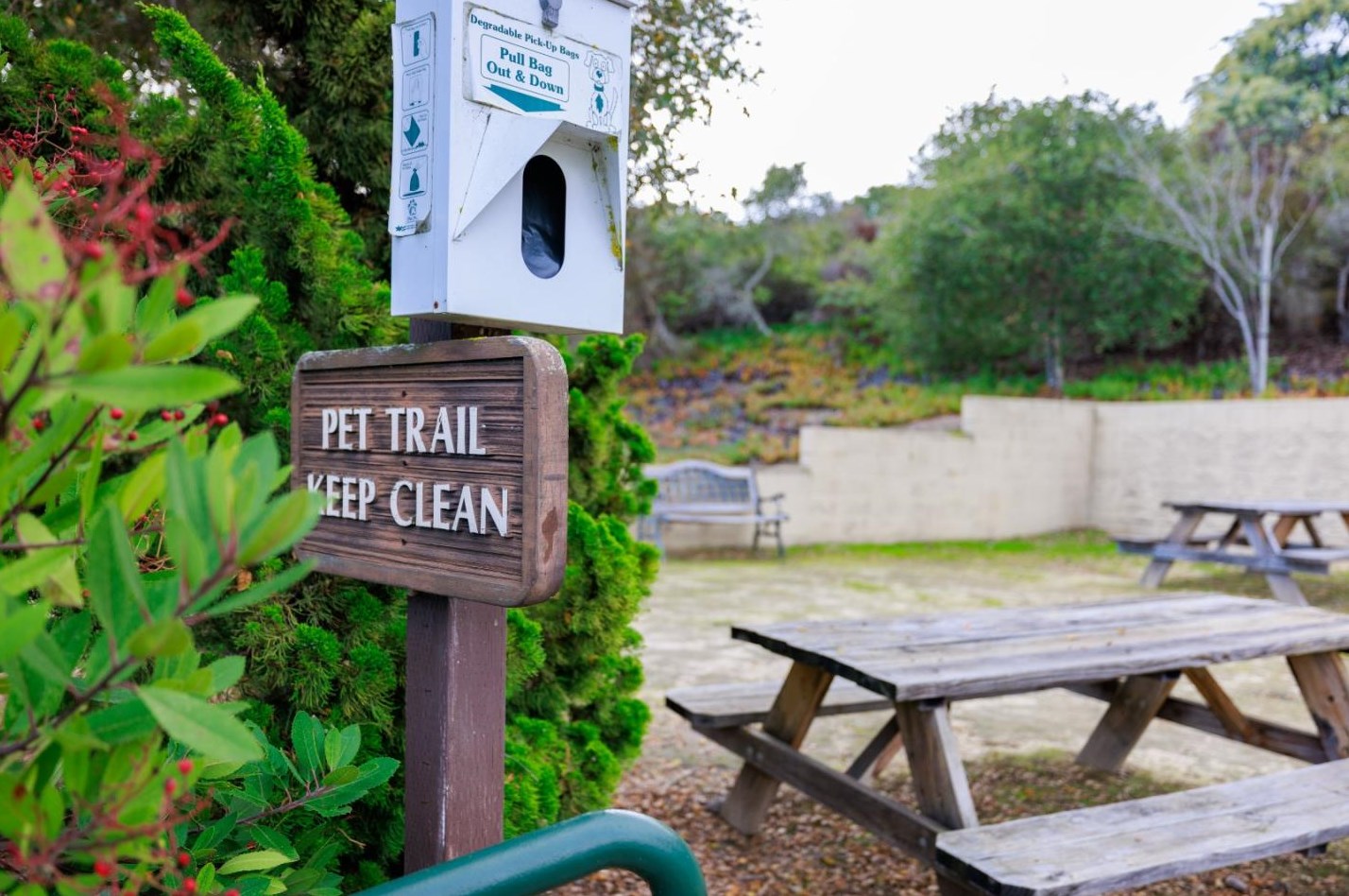 230 Pheasant Rdg Rd, Monterey CA  93940-5763 exterior