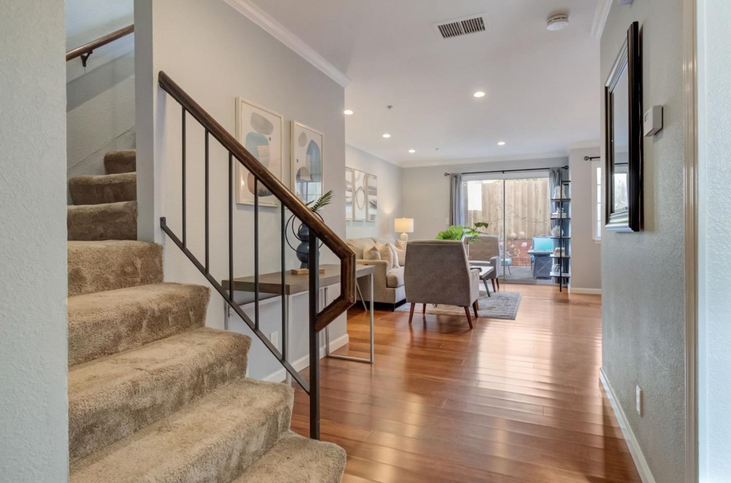 1002 San Antonio Cir 22, Daly City, CA 94014