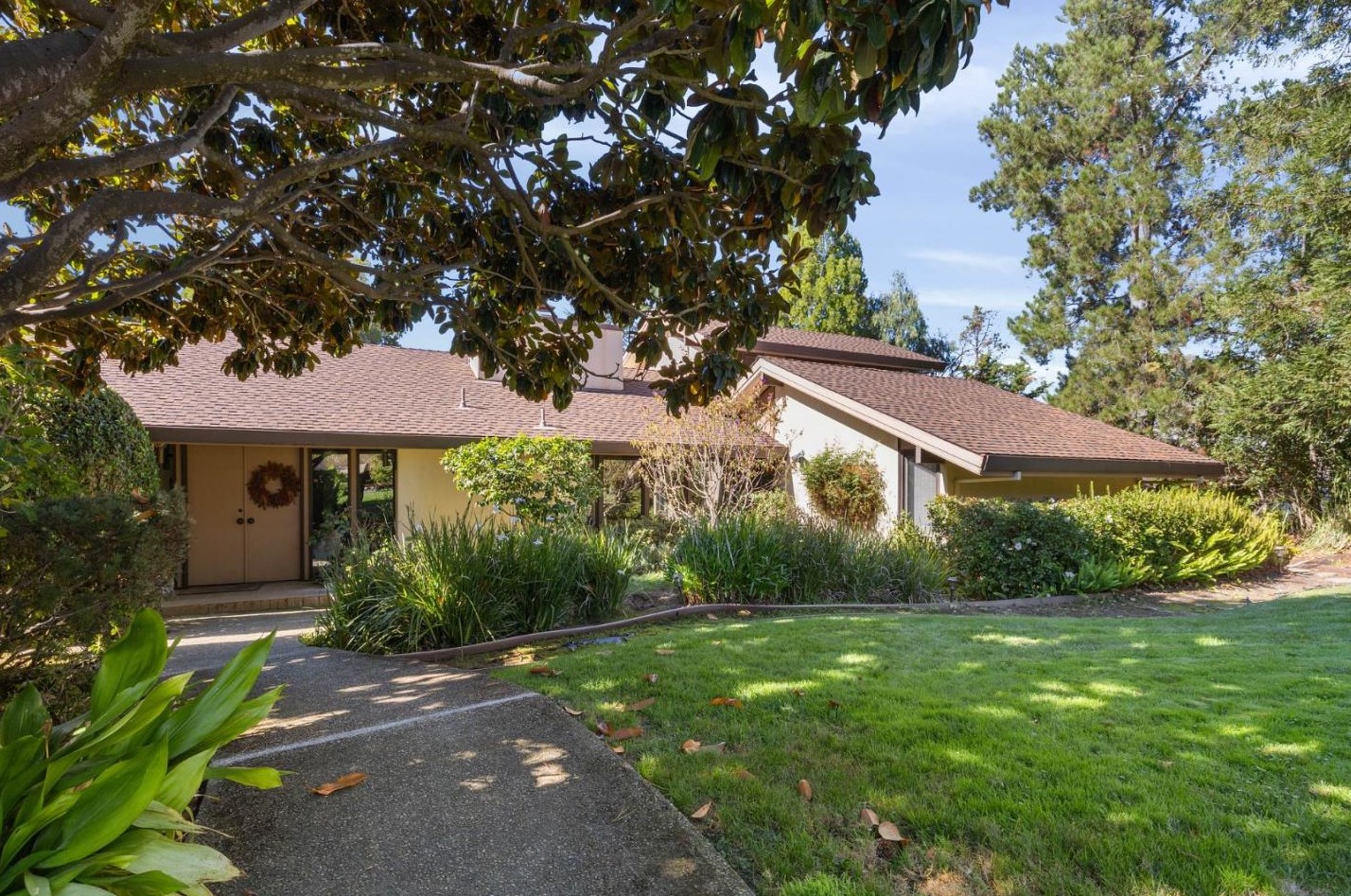 165 Eucalyptus Ave, Burlingame, CA 94010-6601