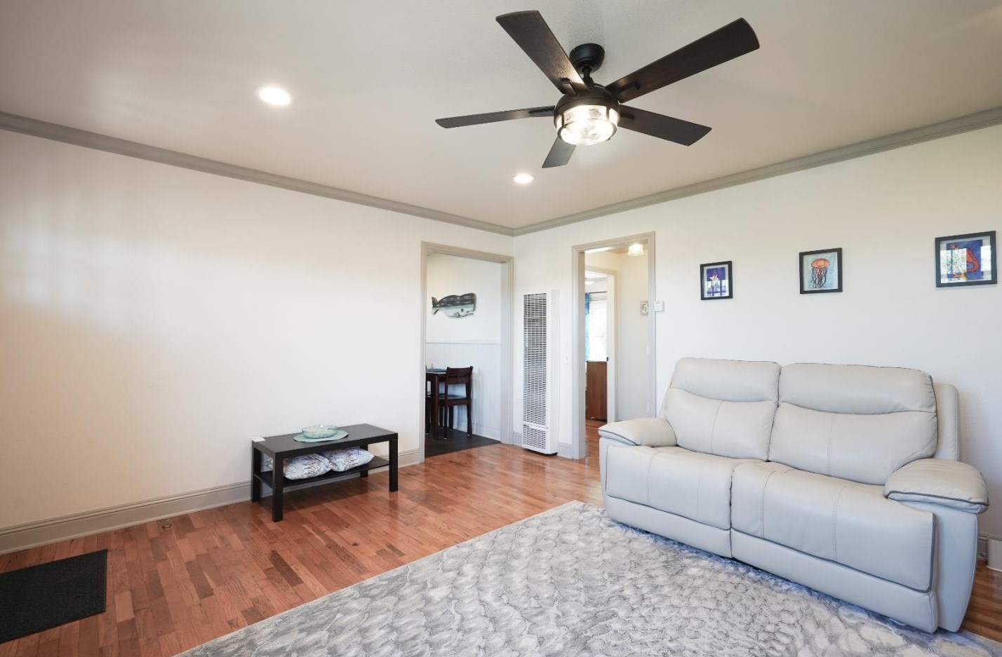 1466 Darwin St, Seaside, CA 93955