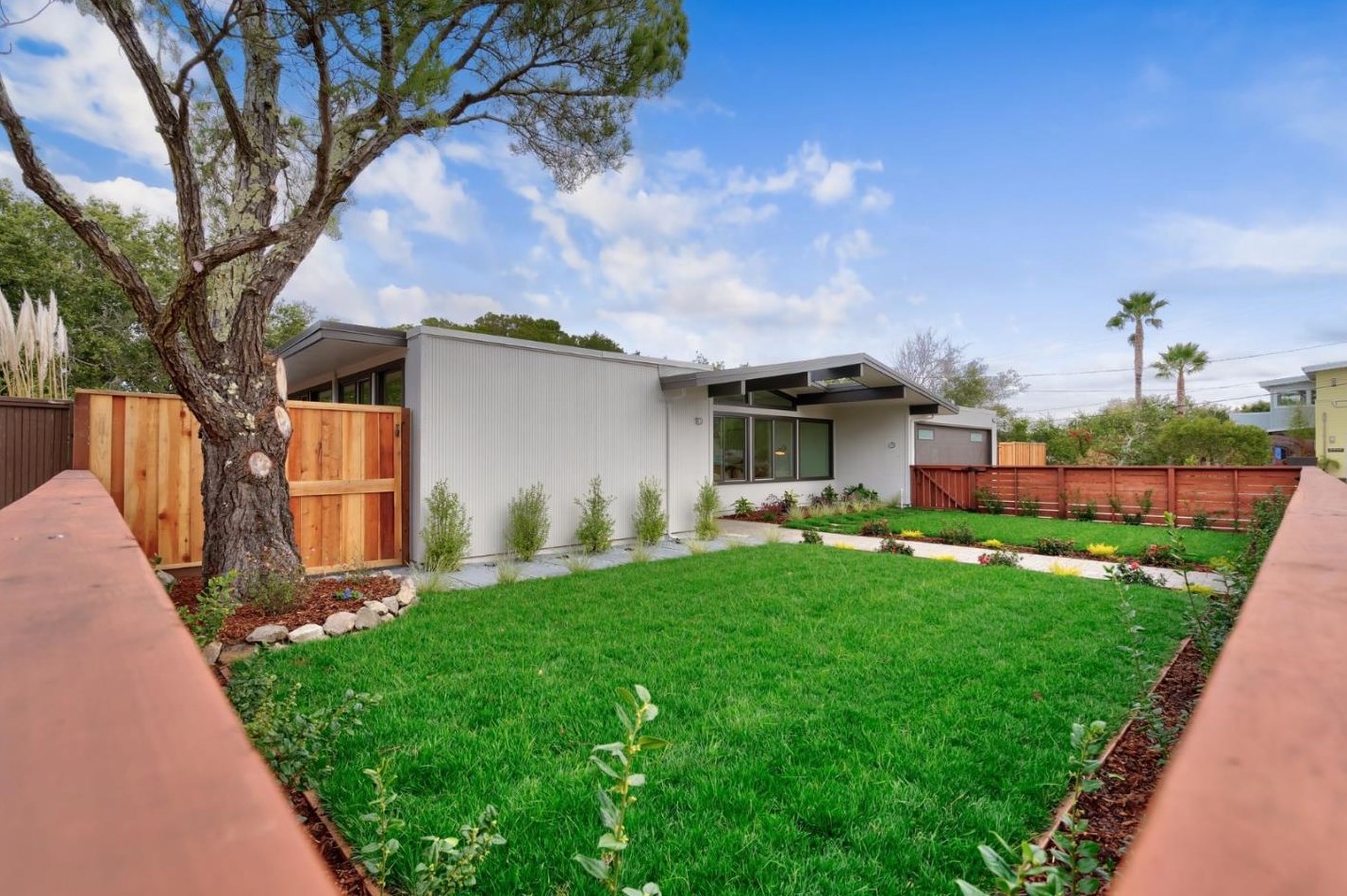 10 Woodcreek Ct, San Mateo, CA 94402
