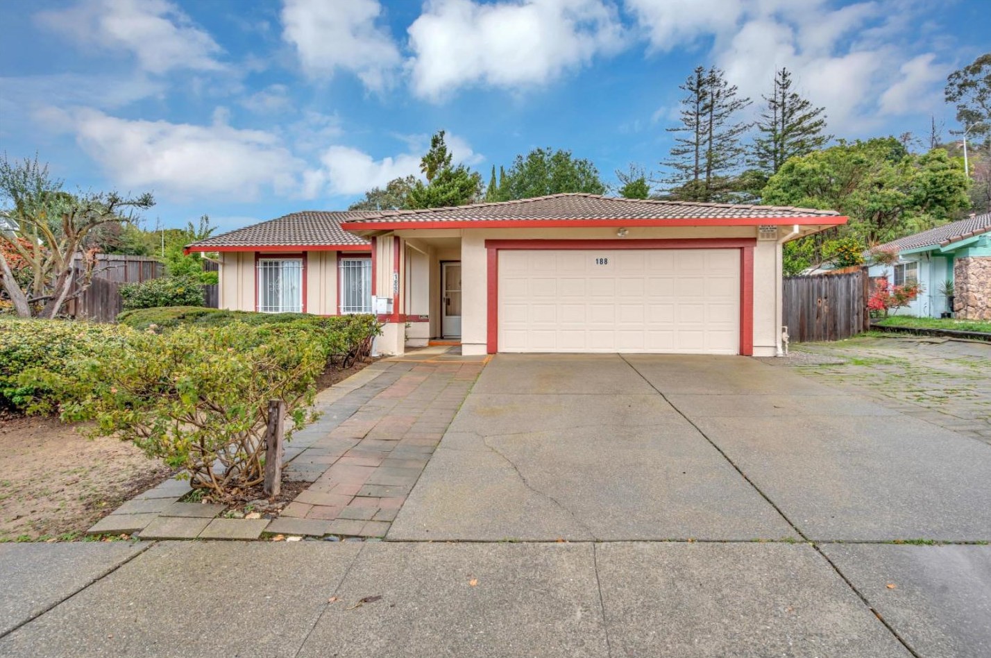 188 Masonic Dr, Vallejo, CA 94591-4257