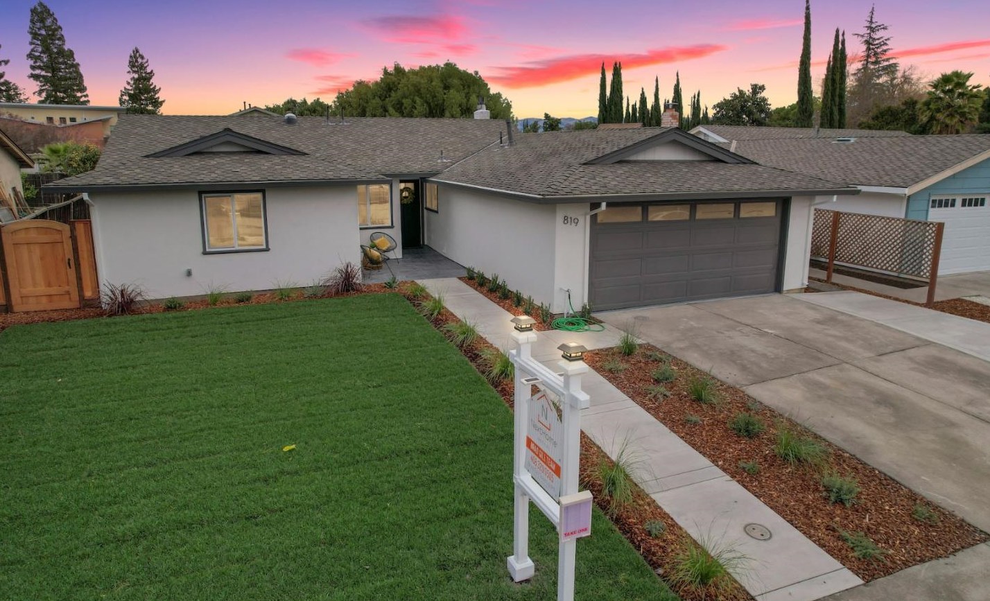 819 Coffey Ct, San Jose, CA 95123-3922