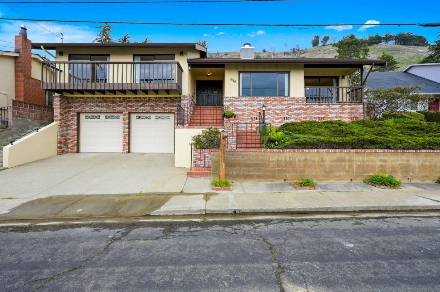616 Rocca Ave, South San Francisco, CA 94080-2516