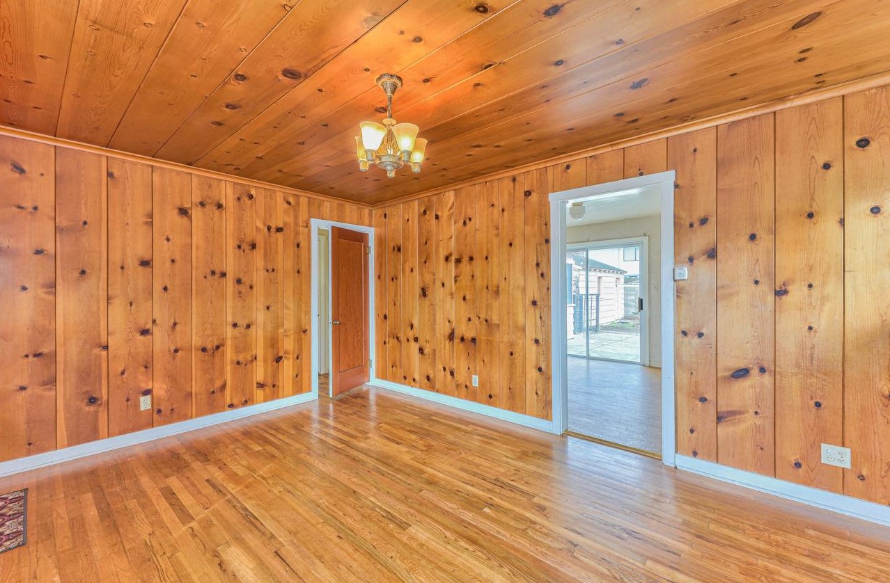 255 Oxner St, Monterey CA  93940-3707 exterior