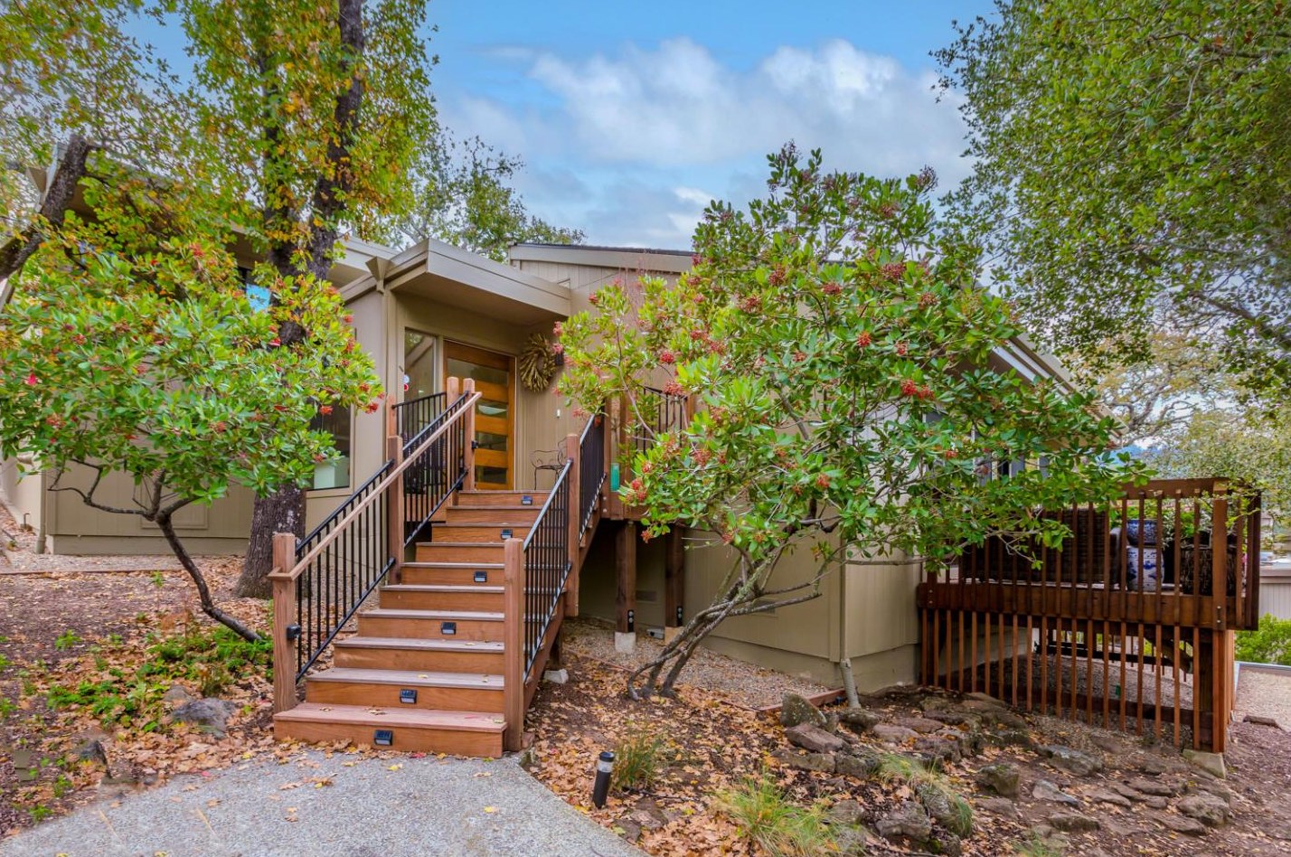 45 Buckeye, Menlo Park, CA 94028