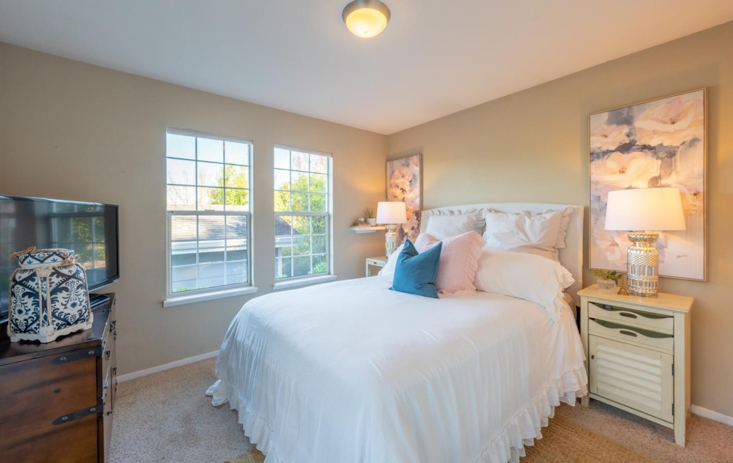 556 Spencer St, Monterey CA  93940-1336 exterior