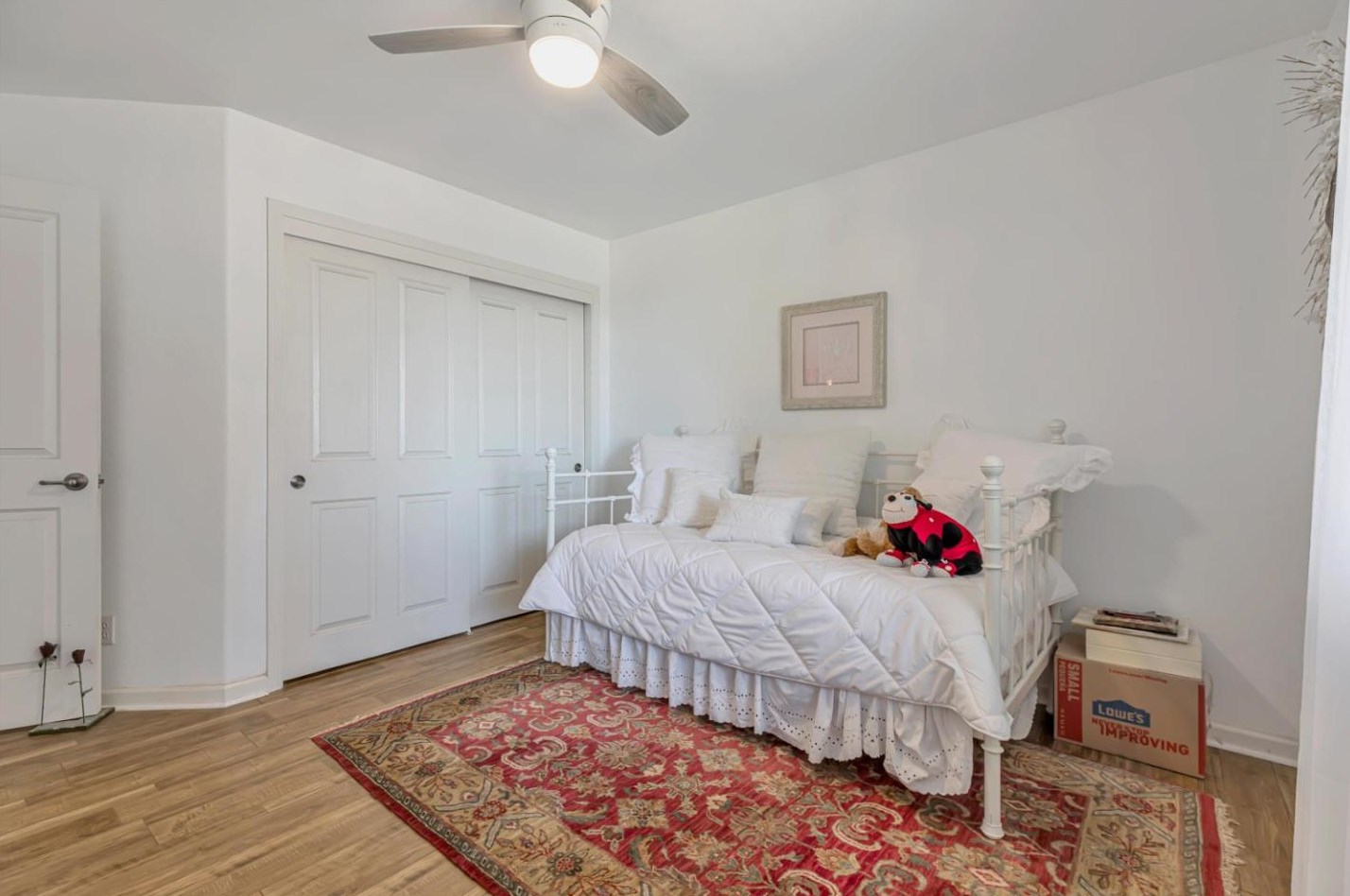 233 Menzel Rd, Hollister CA  95023-9745 exterior