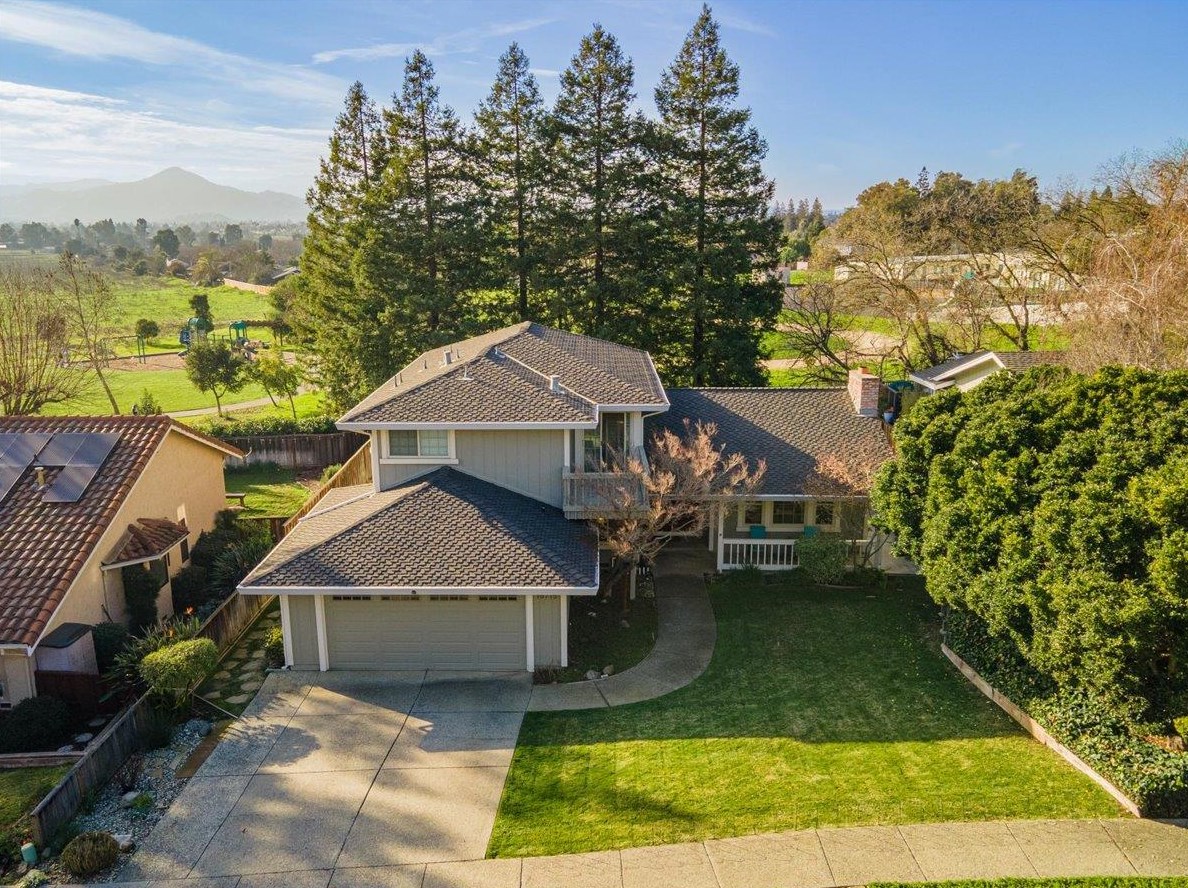 16715 Trail Dr, Morgan Hill, CA 95037