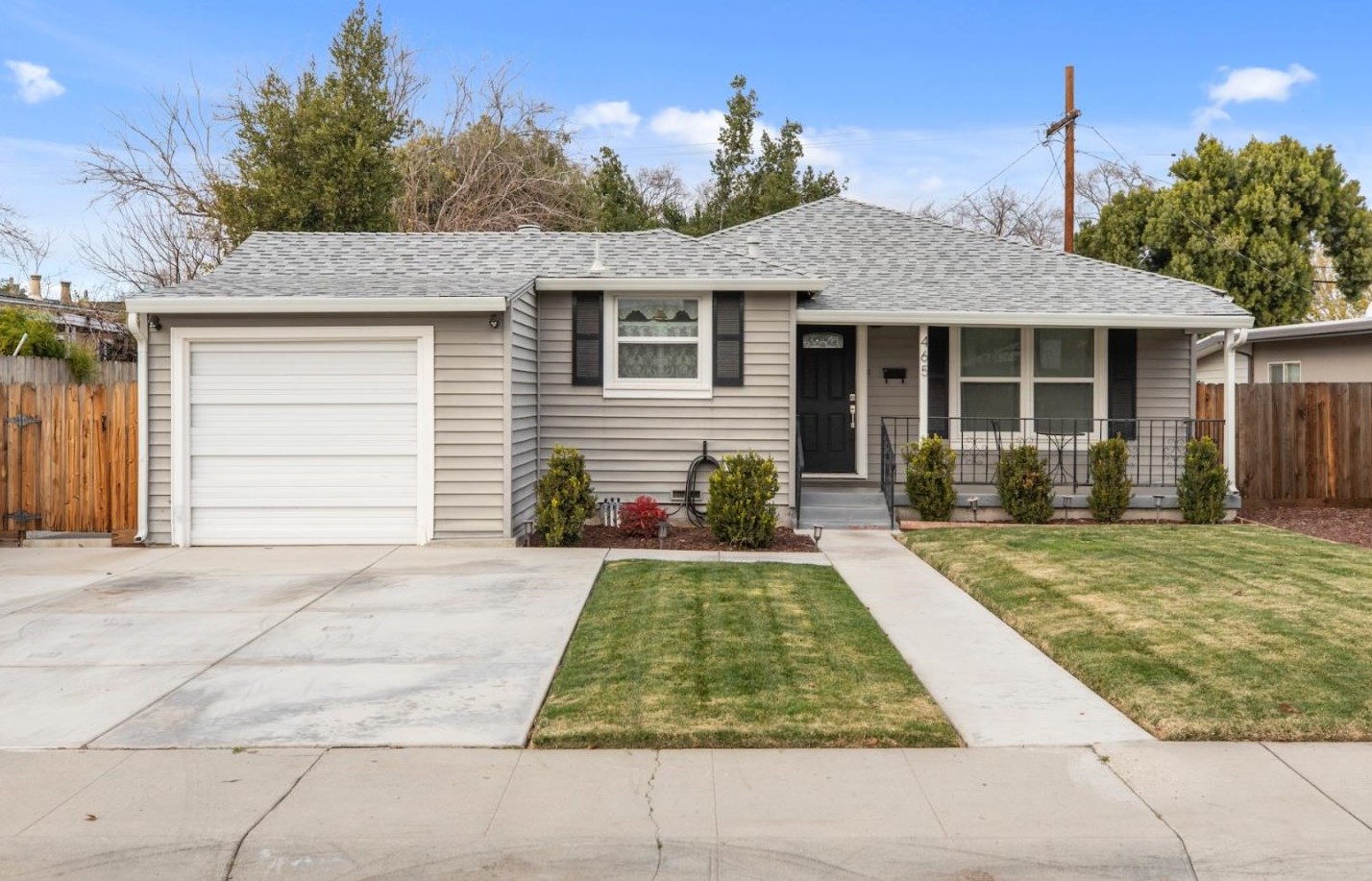 465 W 21st St, Tracy, CA 95376