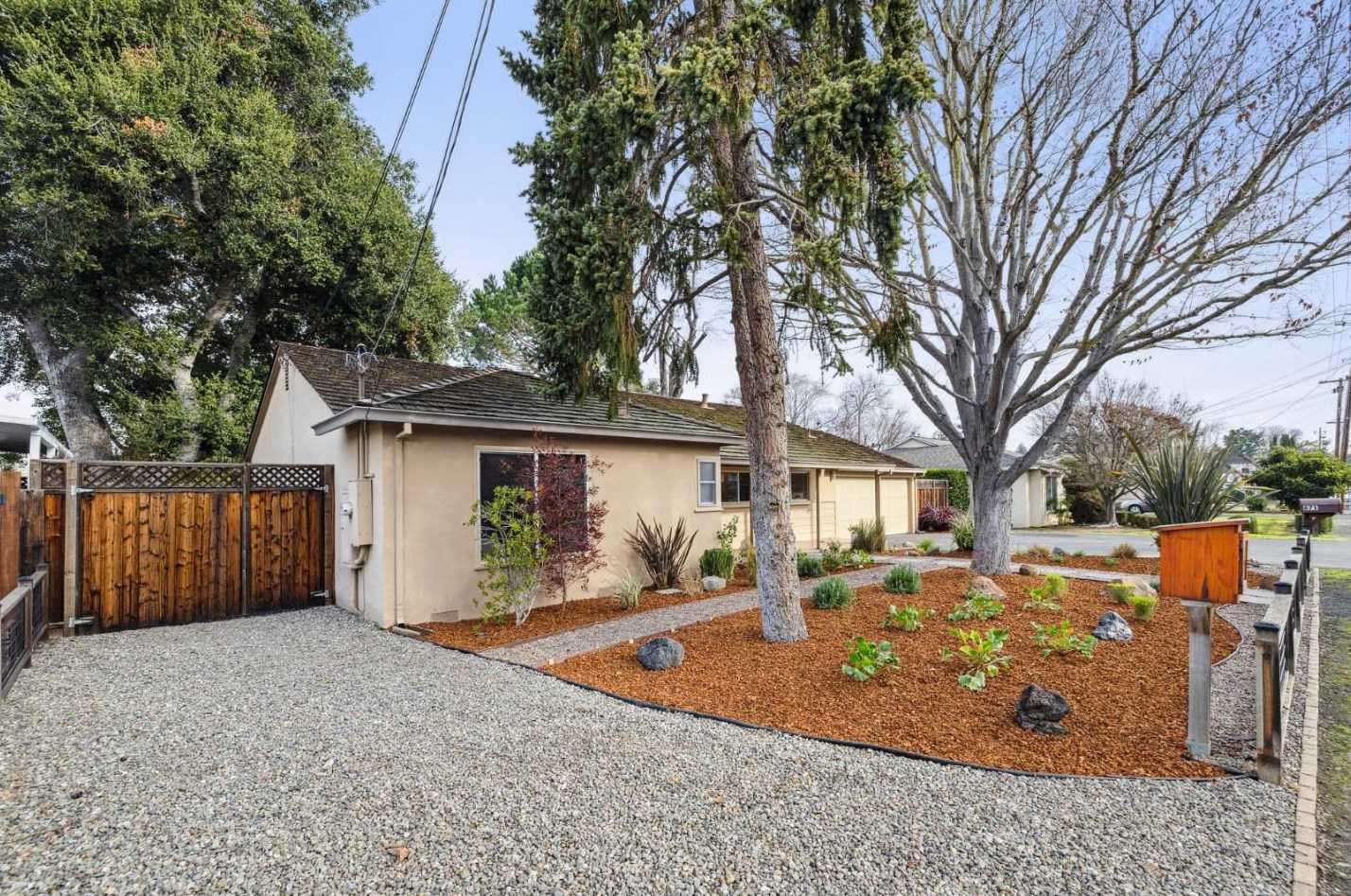 671 Covington Rd, Los Altos, CA 94024