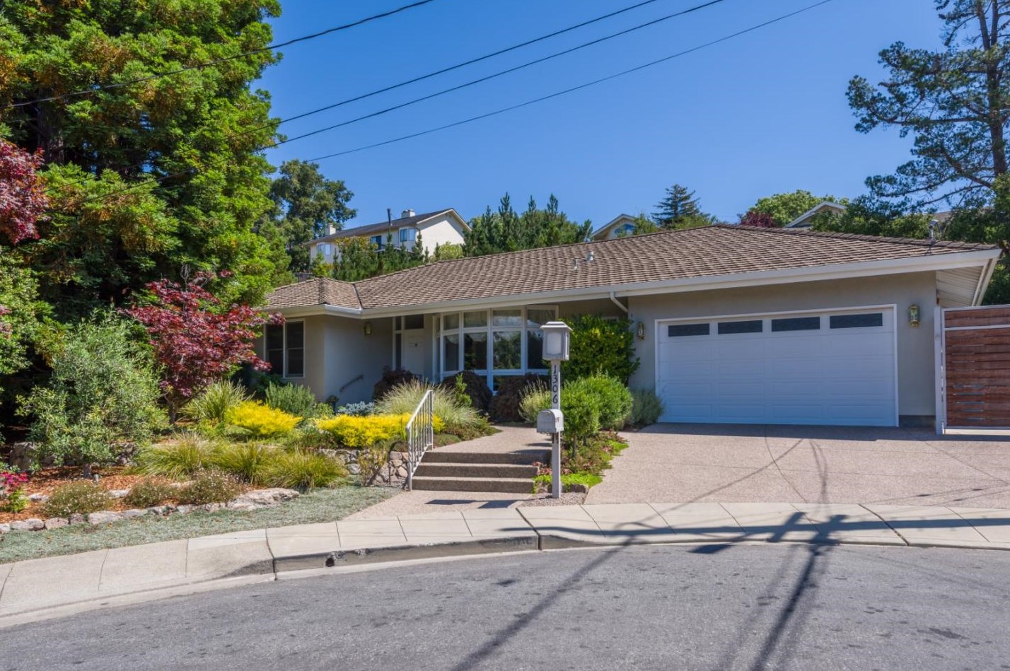 1306 Rainbow Dr, San Mateo, CA 94402