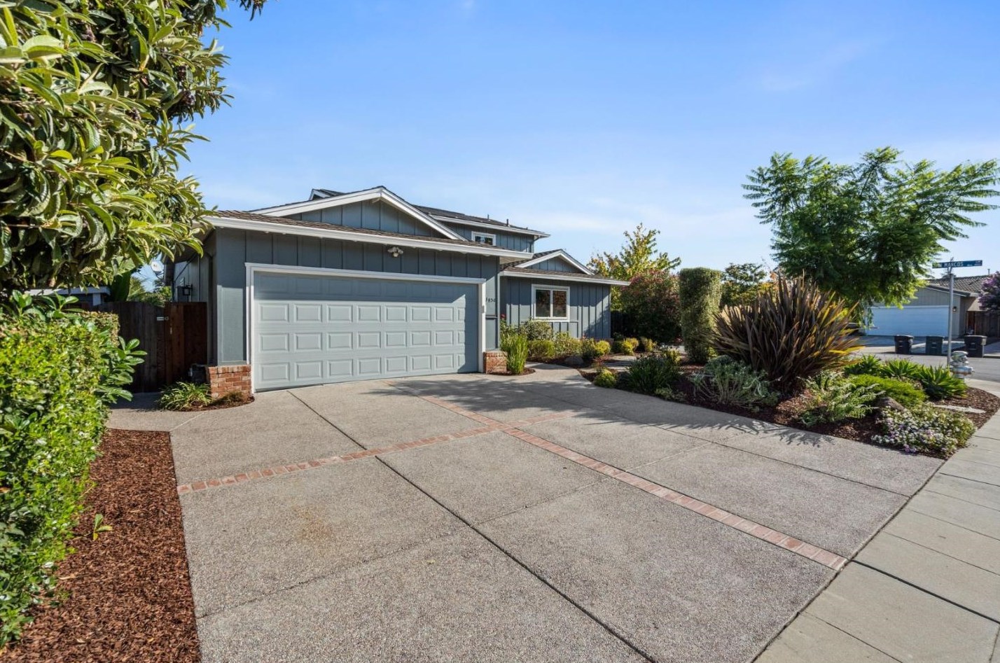 1430 San Marcos Cir, Mountain View, CA 94043