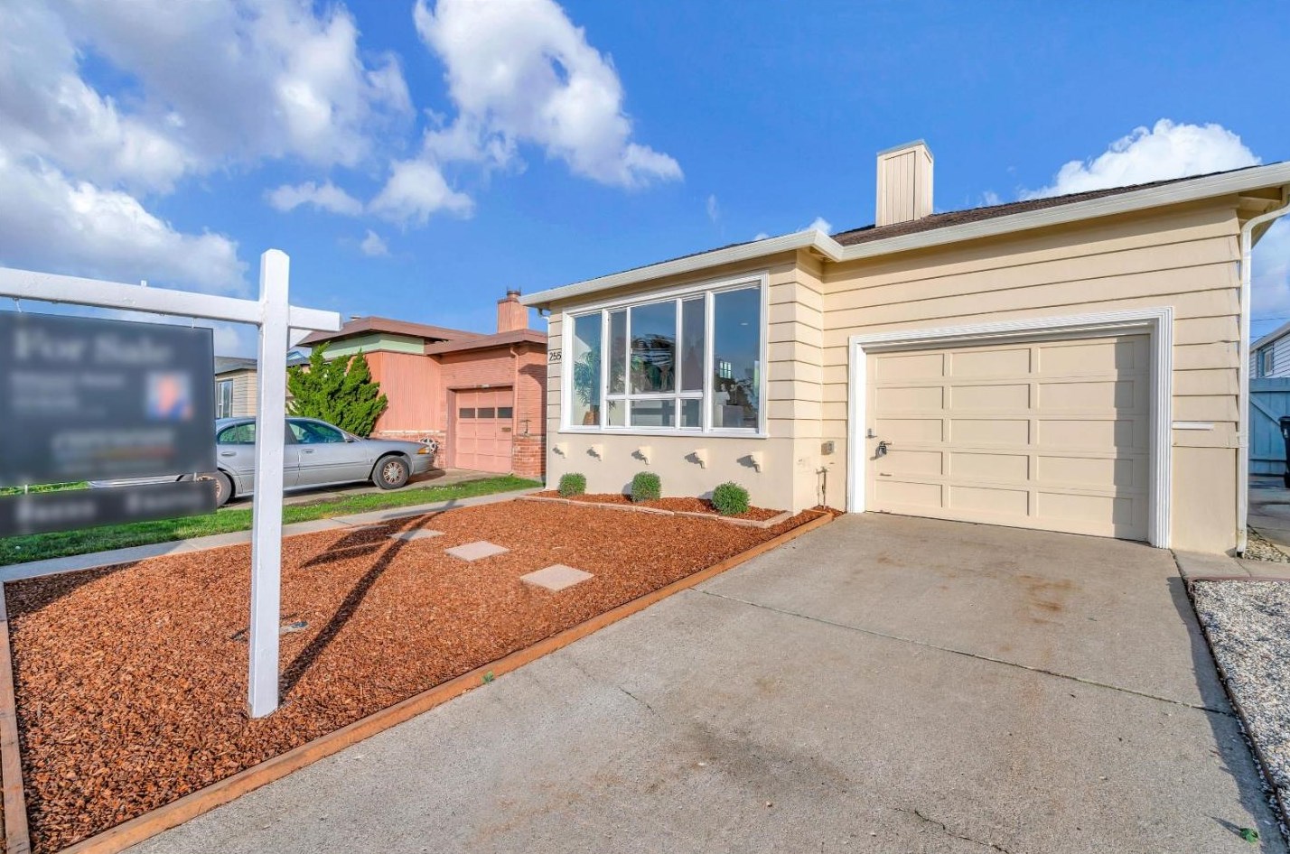 255 Avalon Dr, Daly City, CA 94015