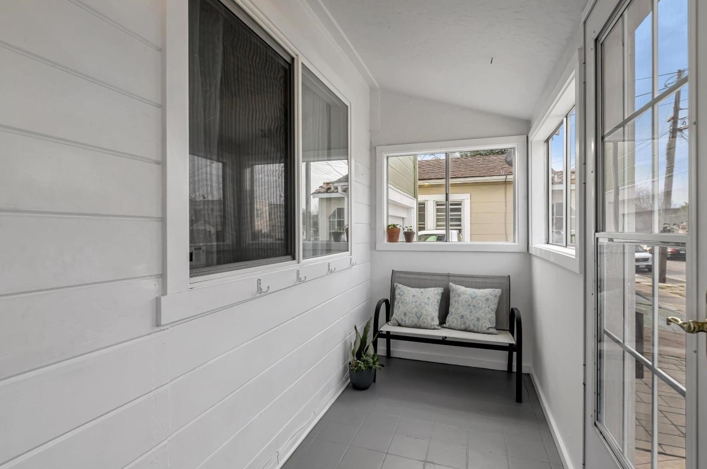 832 4th Ave, San Bruno, CA 94066