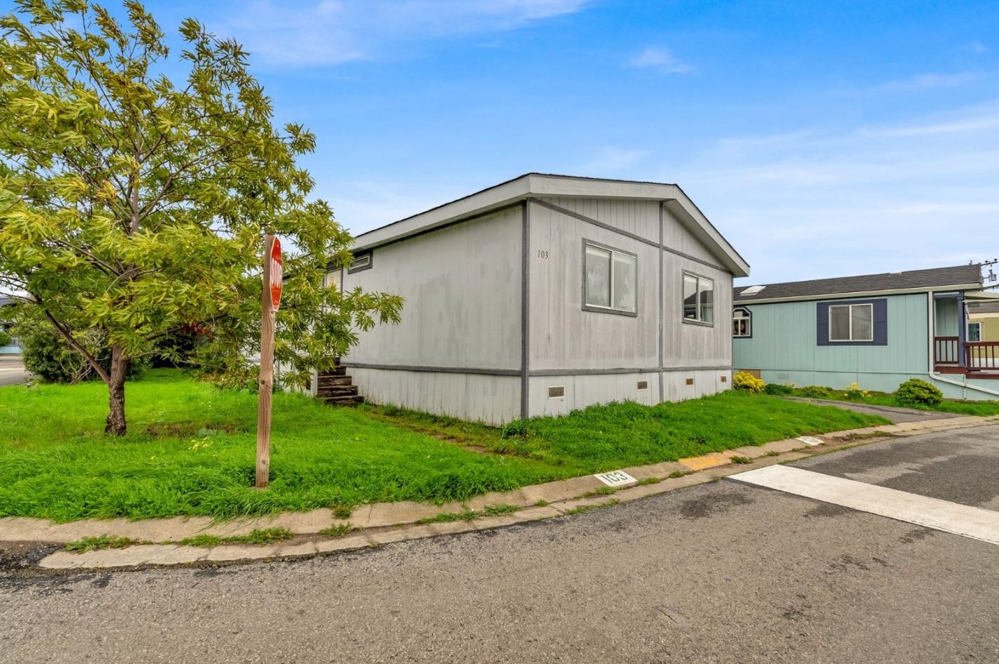 103 Barranca Ln 103, Moss Beach, CA 94038
