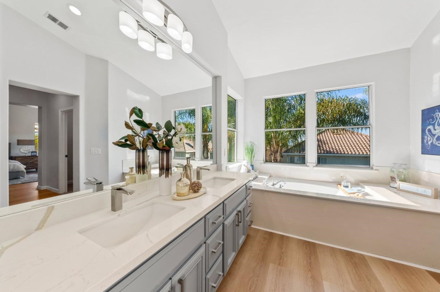 4033 Emerald Isle Ln, San Jose CA  95135-1167 exterior