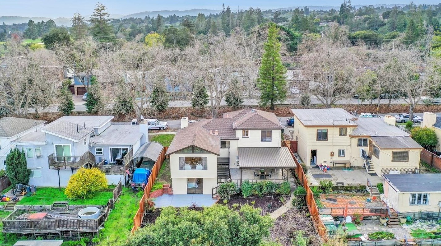 1737 Alameda De Las Pulgas, Redwood City, CA 94061