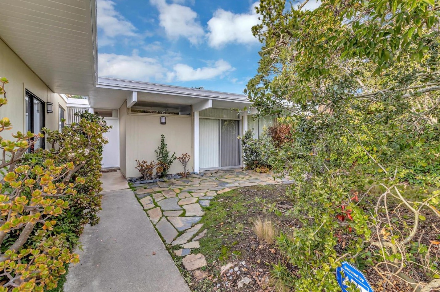 2264 Sheraton Pl, San Mateo, CA 94402-4015