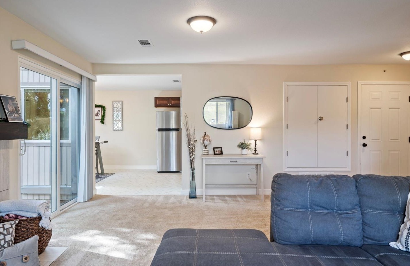 229 Nautical Ct, Vallejo CA  94591-7543 exterior