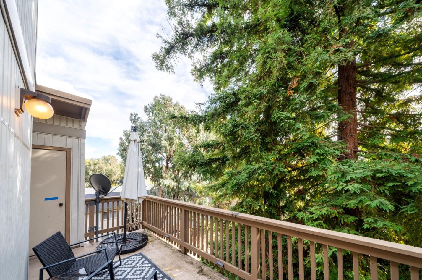 229 Nautical Ct, Vallejo CA  94591-7543 exterior