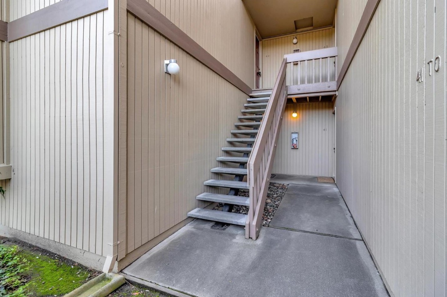 505 Cypress Point Dr 44, Mountain View, CA 94043