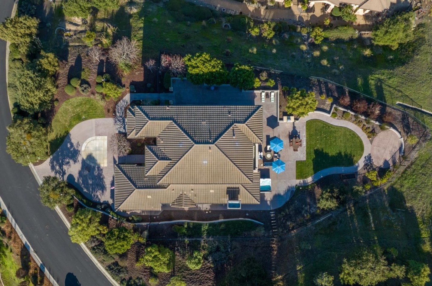 19826 Spring Ridge Ter, Salinas CA  93908-1612 exterior