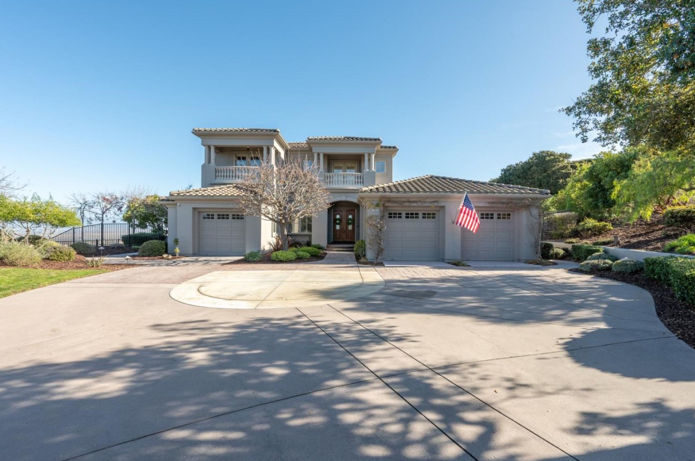 19826 Spring Ridge Ter, Salinas CA  93908-1612 exterior