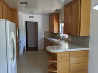 910 Parma Way, Los Altos CA  94024-4854 exterior