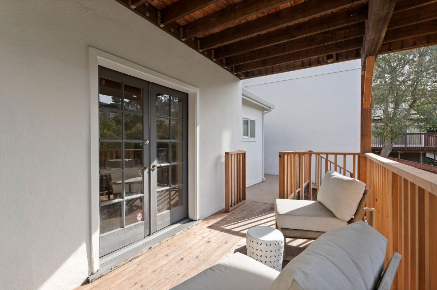 2122 Frst Ave, Belmont CA 94002-1504 exterior