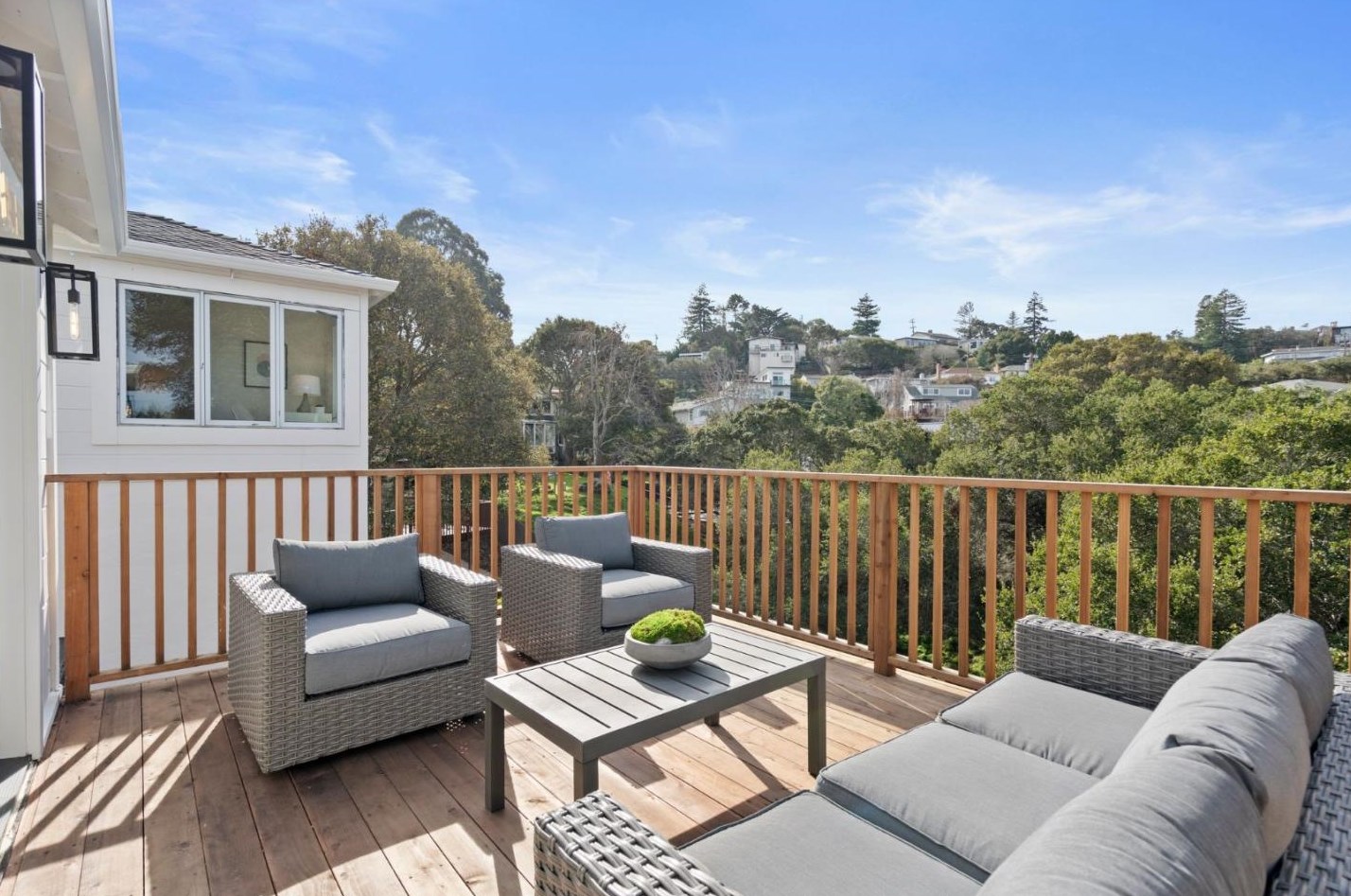 2122 Frst Ave, Belmont CA 94002-1504 exterior