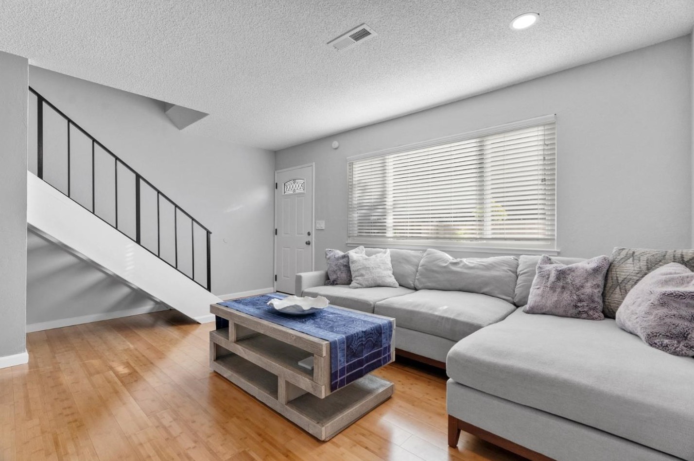18224 Hale Ave E, Morgan Hill, CA 95037