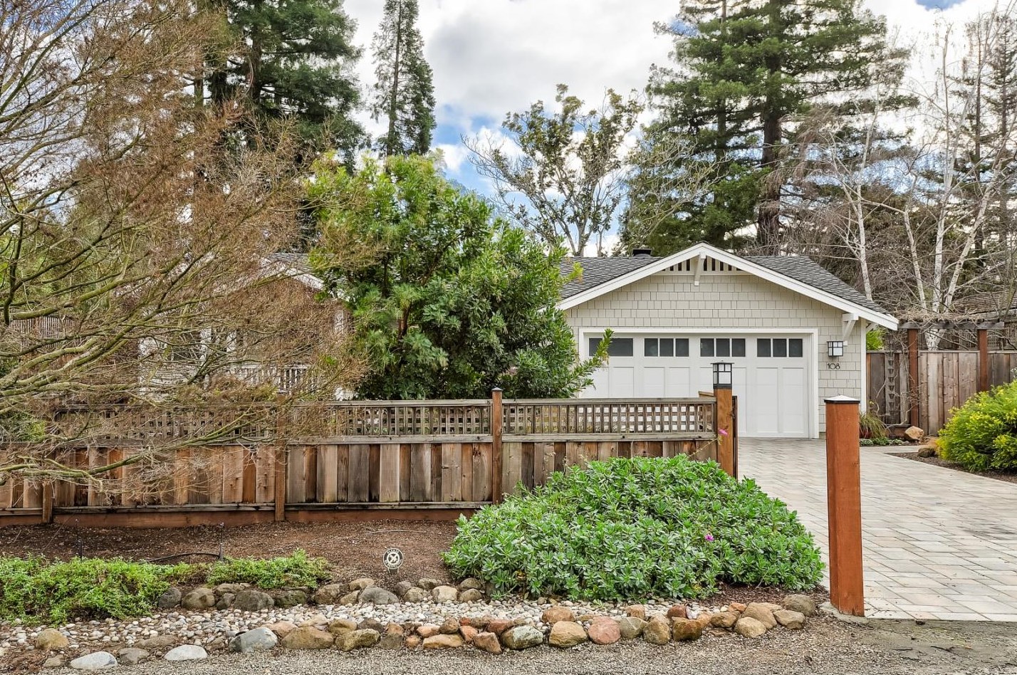 108 Hillview Ave, Los Altos, CA 94022-3741