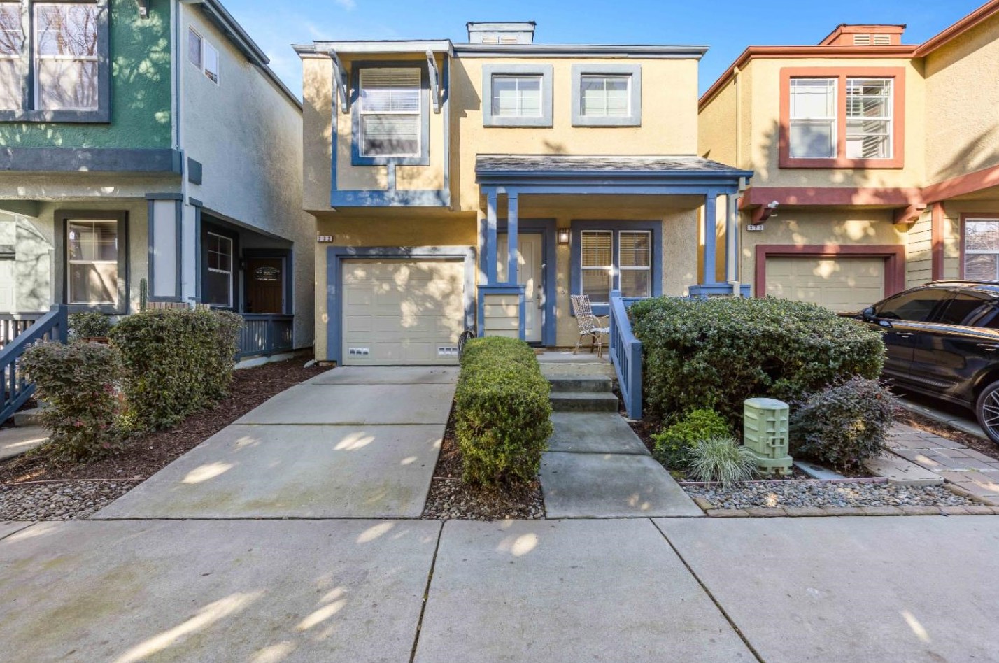 332 Metro Ln, West Sacramento, CA 95605
