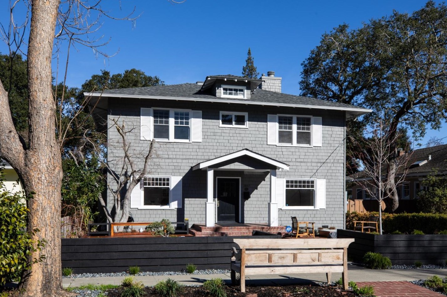 1043 Cowper St, Palo Alto, CA 94301-3215