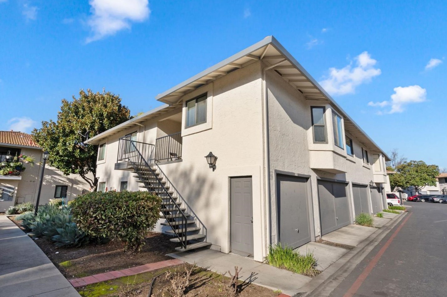 3247 Kenhill Dr, San Jose, CA 95111