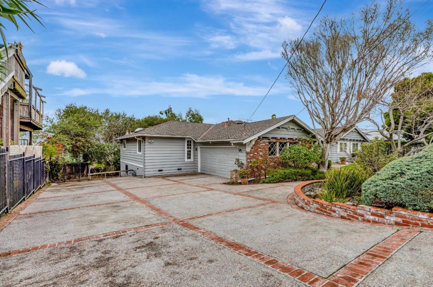 1250 Parrott Dr, San Mateo, CA 94402-3629