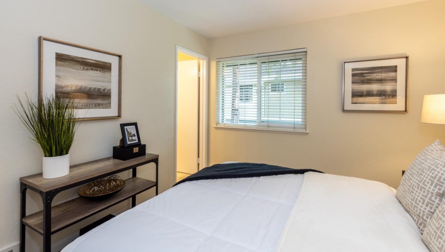 2713 Somerset Park Cir, San Jose CA  95132-2274 exterior