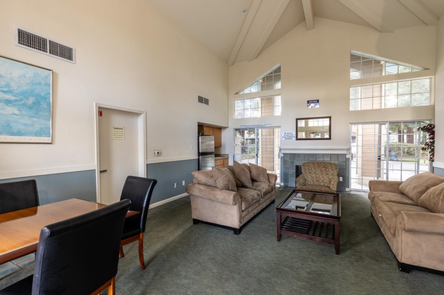 2713 Somerset Park Cir, San Jose CA  95132-2274 exterior