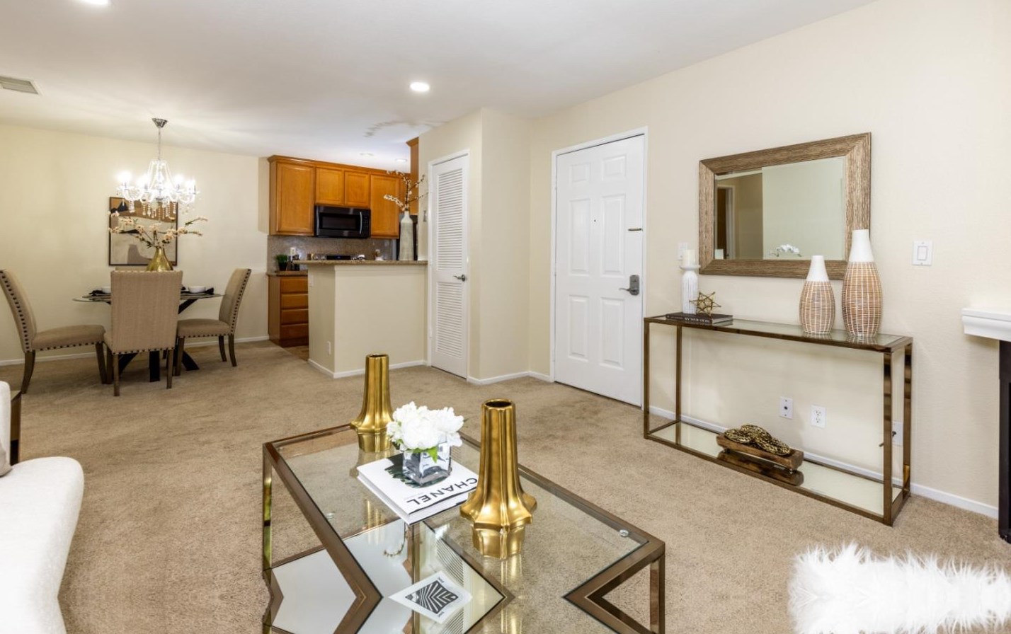 2713 Somerset Park Cir, San Jose CA  95132-2274 exterior