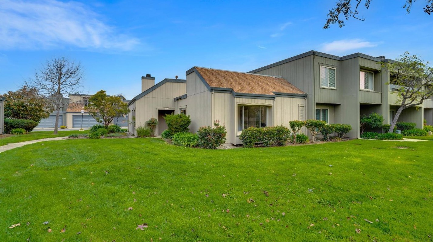 3444 Capella Ln, Alameda, CA 94502-7031