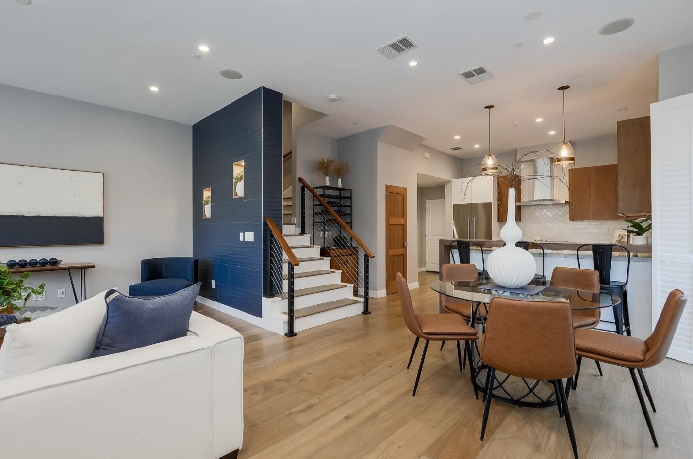 420 Deodar St, Palo Alto, CA 94306-4493