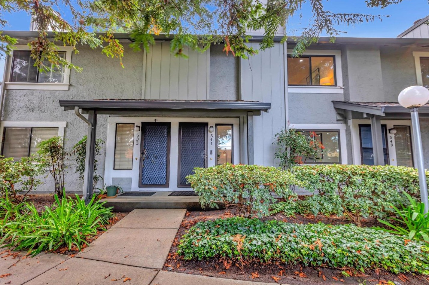 541 Quail Bush Ct, San Jose, CA 95117-4202
