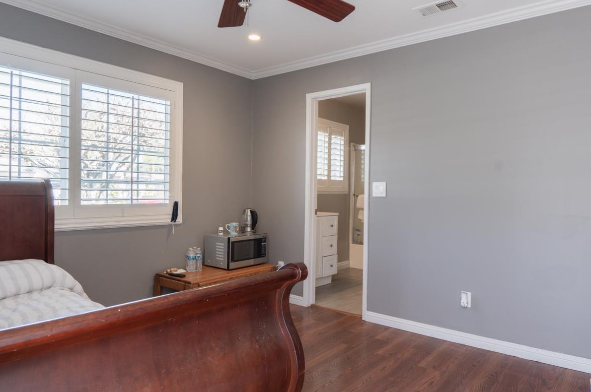 520 Taft Ct, Gilroy CA  95020-4607 exterior