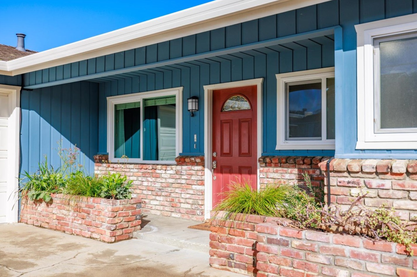 1013 Kimball Ave, Seaside, CA 93955-5903